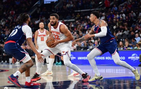 伦纳德29+7+8唐斯空砍35+12+7 快船击退尼克斯