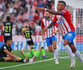 皇马巴萨先后一枝独秀摘得西甲冠军，本赛季西甲