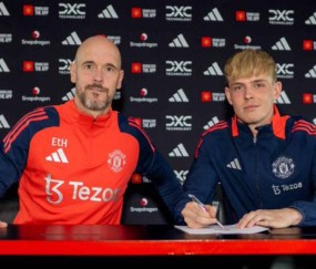 曼联标价700万卖滕哈格爱将！两次出租英冠均重伤失败，实力平庸还倒霉