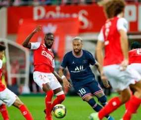 法甲第27轮，朗斯对战昂热，两队上轮都输了球都想赢，赛事比分预测