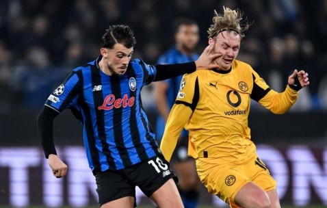 德甲游出一条大鱼，可以不花钱免签，10球3助攻超级强悍，3大豪强疯抢