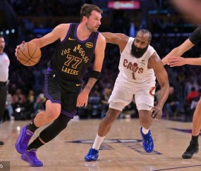 东契奇PK完胜哈登 湖人争冠这次真的有戏了？